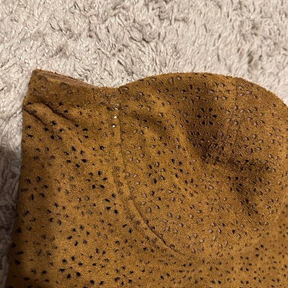 Brown Patterned Strapless Top - Picture 4 of 5